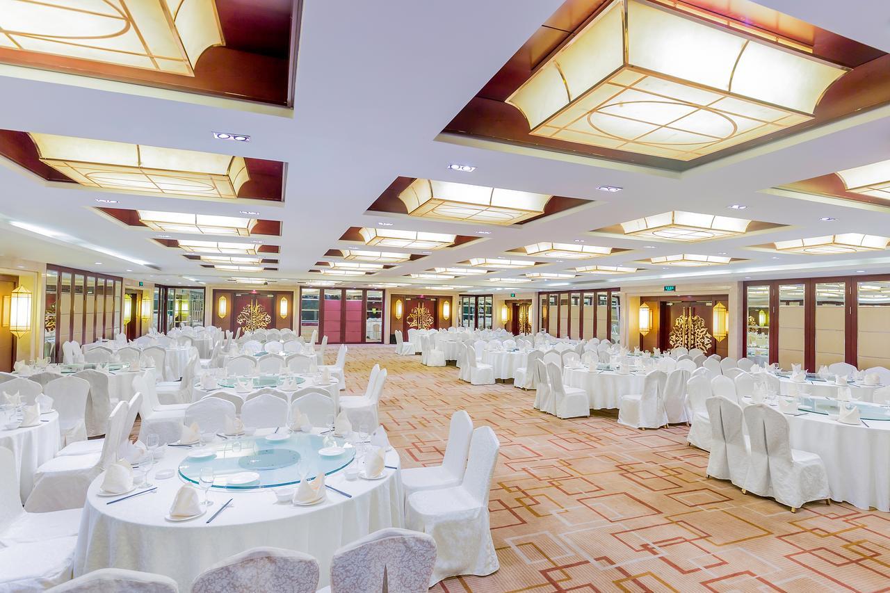 Northyorker Hotel Service Apartment Шънян Екстериор снимка