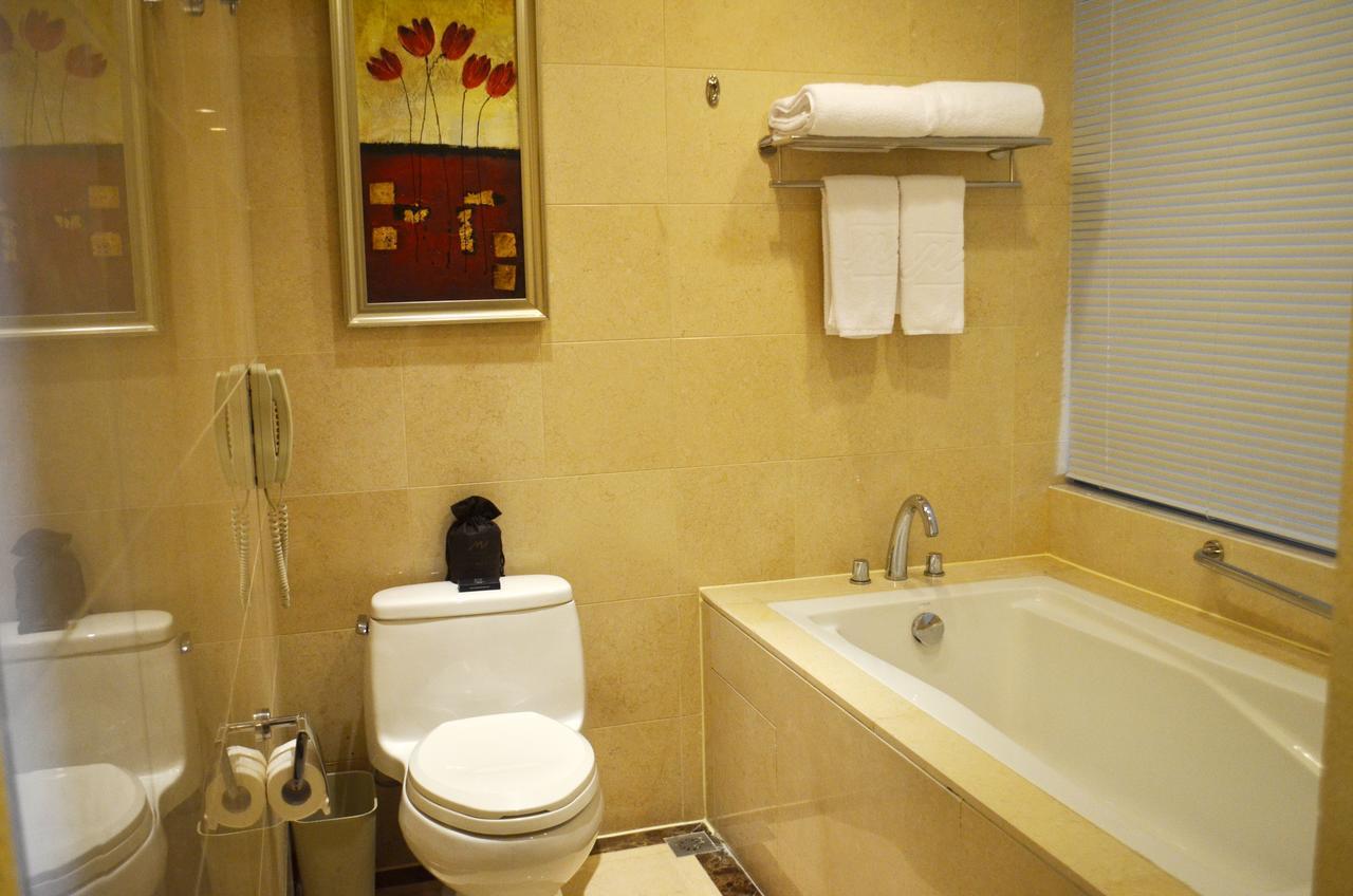 Northyorker Hotel Service Apartment Шънян Екстериор снимка