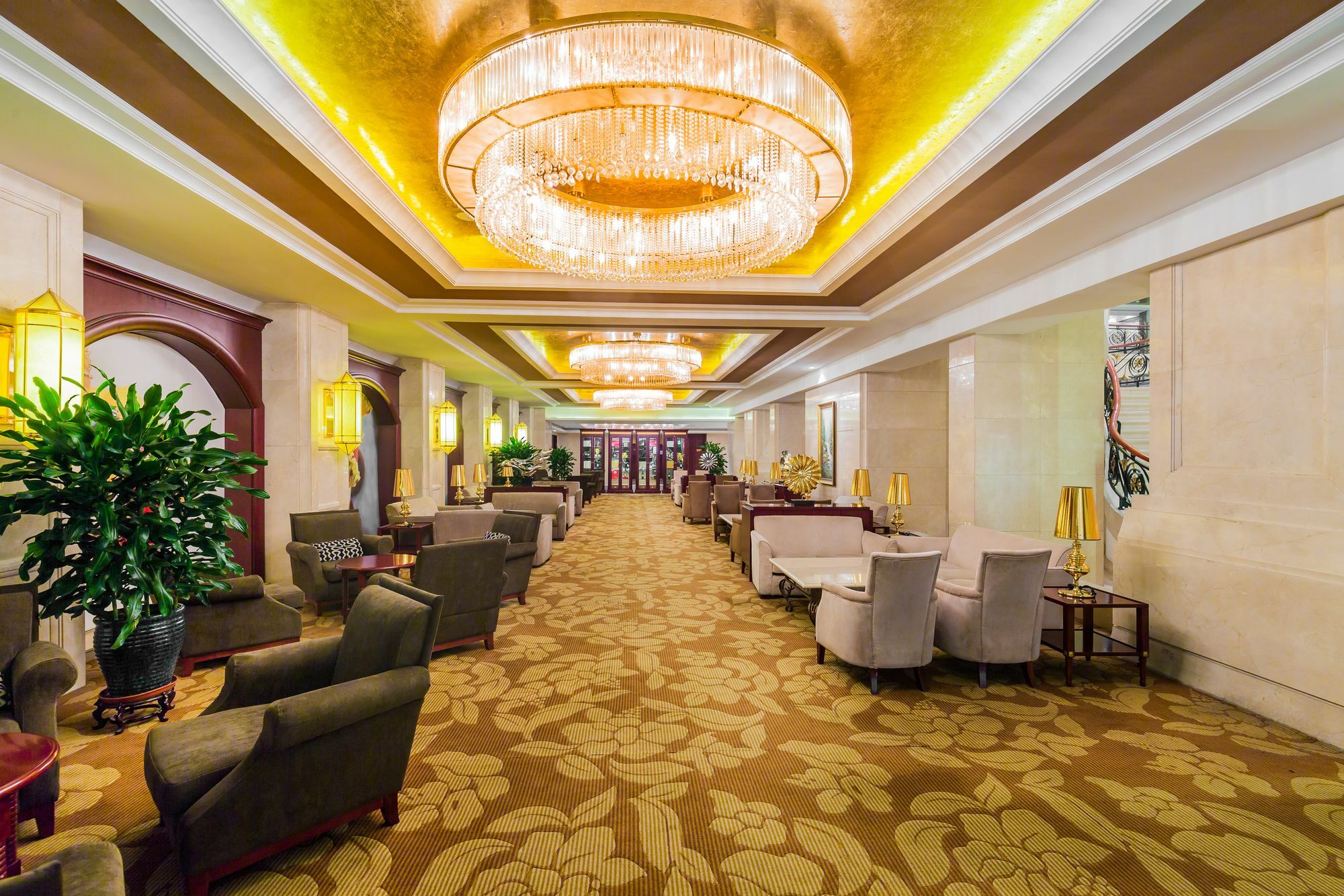 Northyorker Hotel Service Apartment Шънян Екстериор снимка