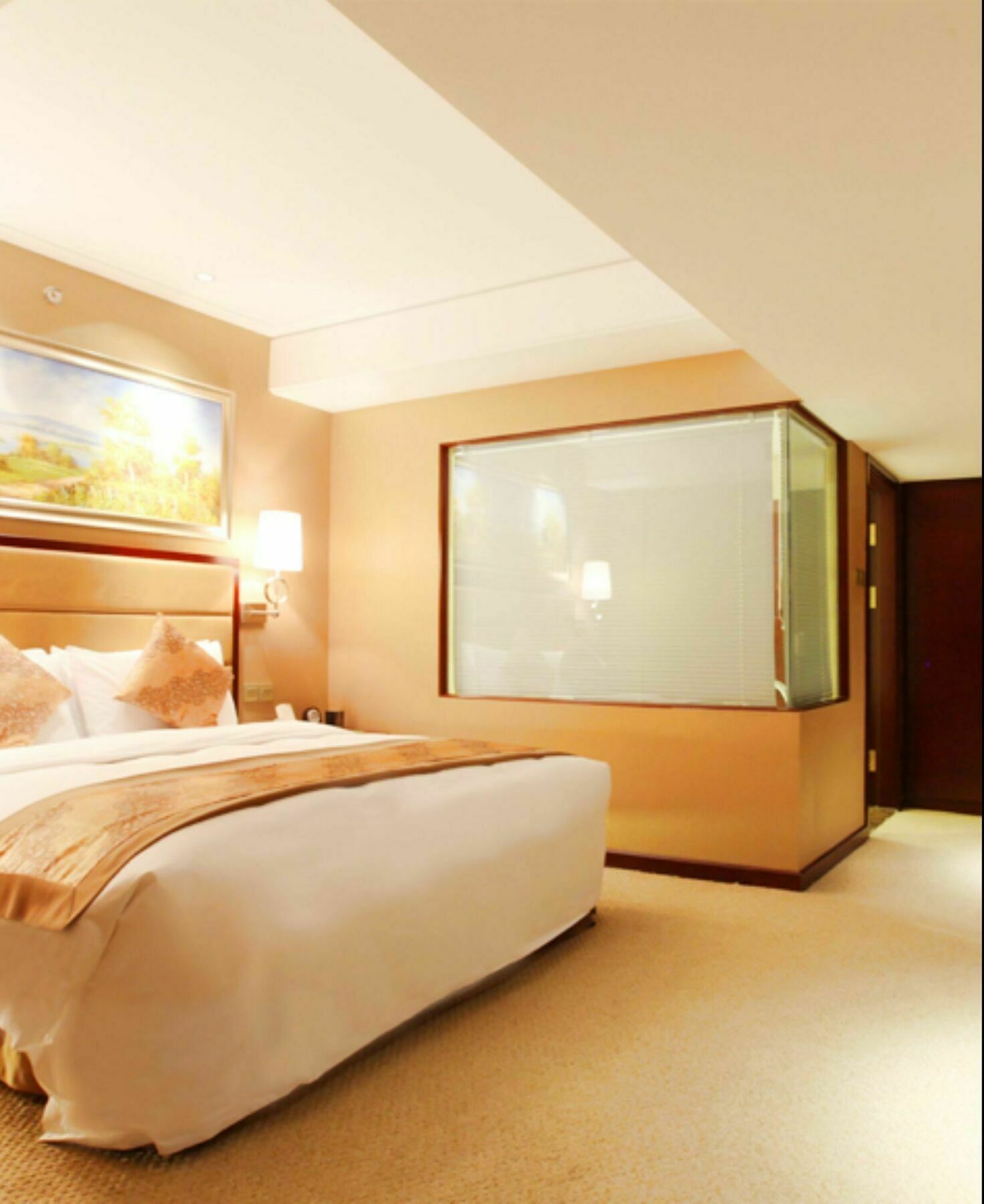 Northyorker Hotel Service Apartment Шънян Екстериор снимка