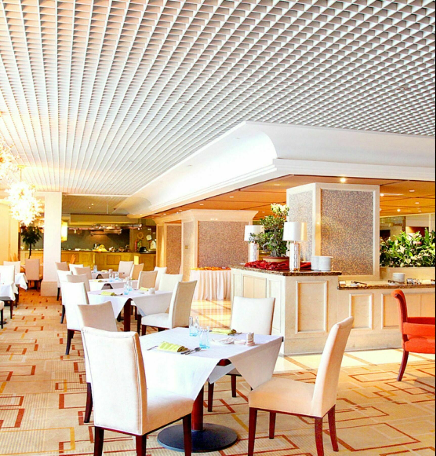 Northyorker Hotel Service Apartment Шънян Екстериор снимка